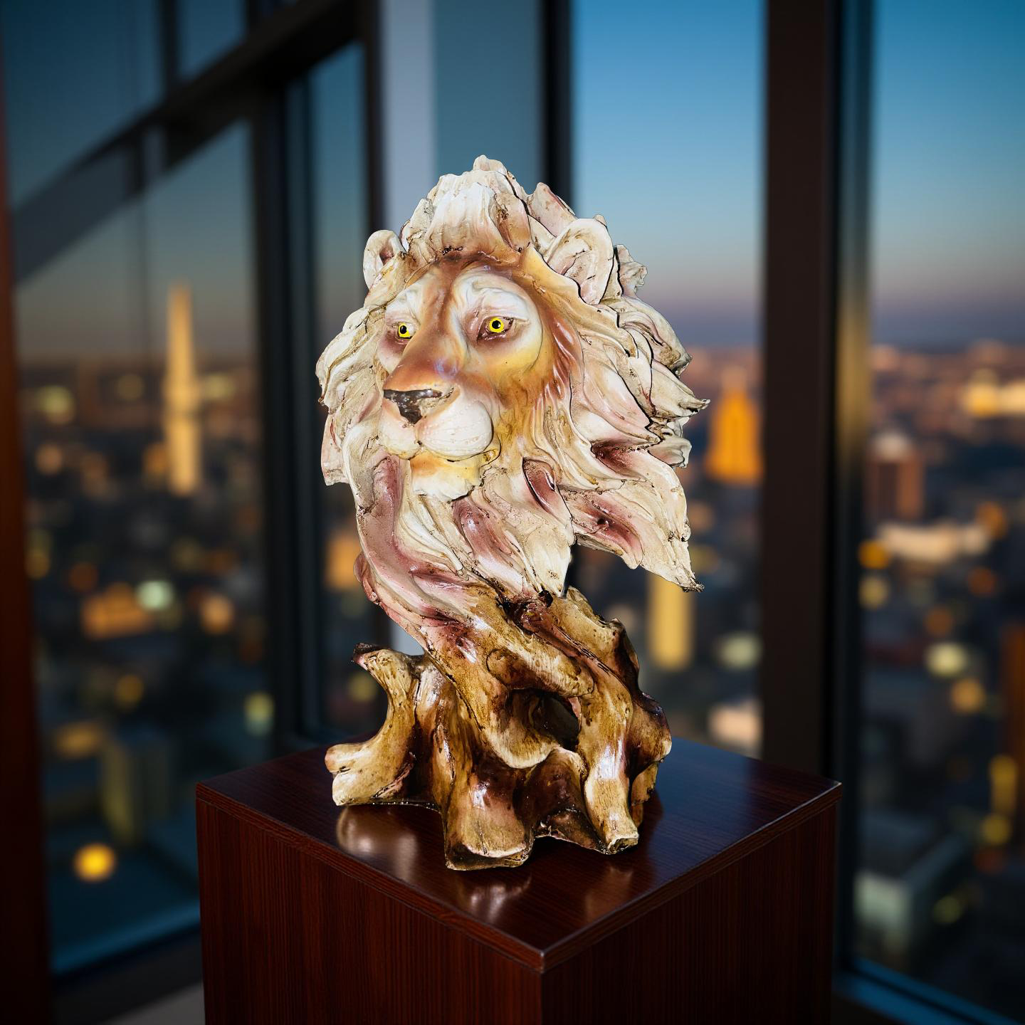 🦁 Regal Lion Head Sculpture